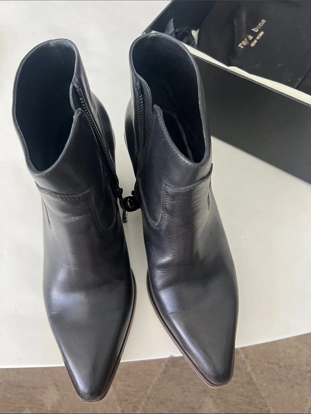 RAG AND BONE BLACK LEATHER RAZOR BOOTIES 7.5M